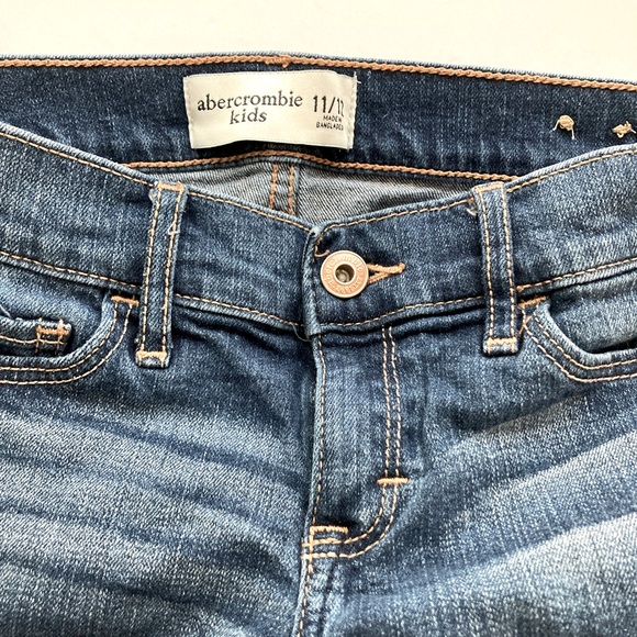 Abercrombie Denim Jean Short Girls Size 11/12 - Picture 2 of 3